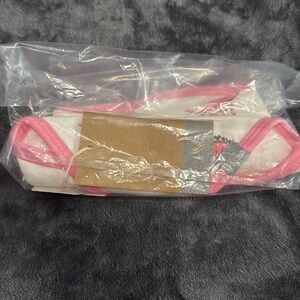 Kyte Baby Rose Jurassic Bib